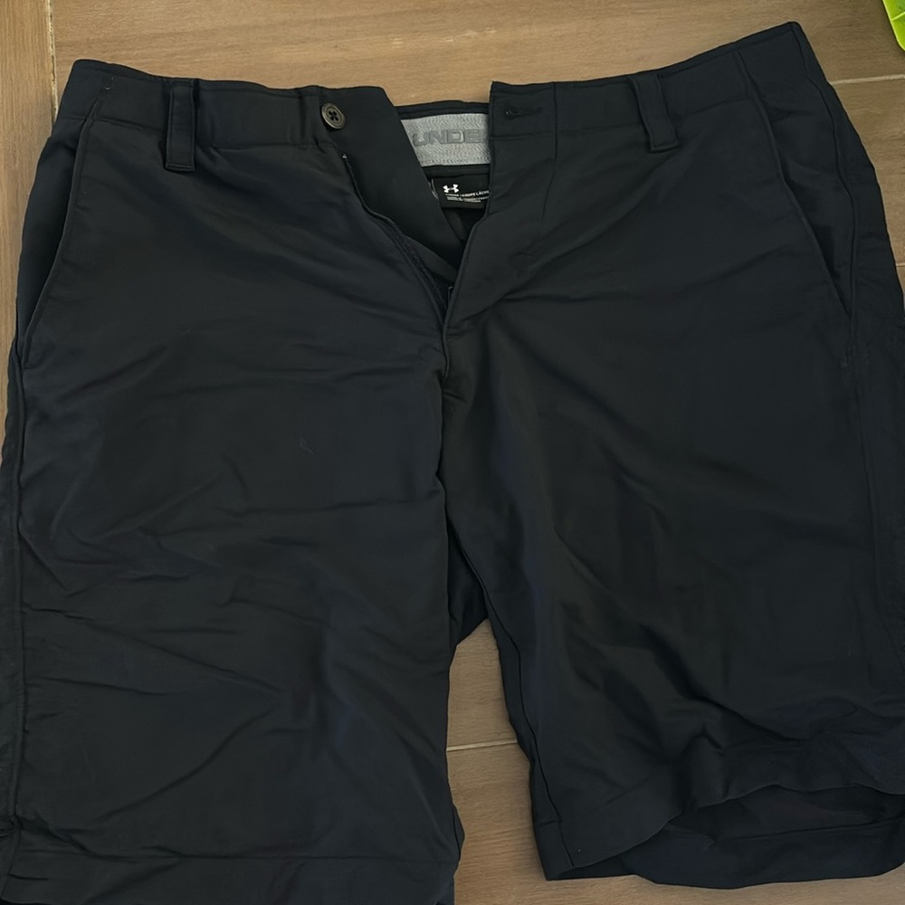 Under Armour golf shorts